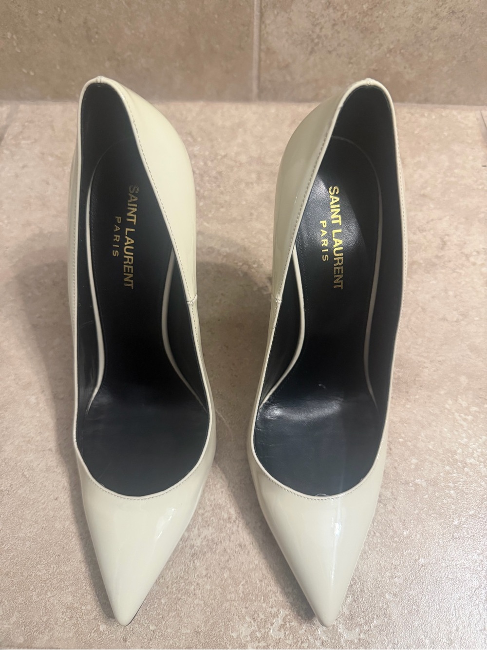 Saint Laurent Cream Patent Opyum Logo-Heel Pumps - Picture 2 of 5